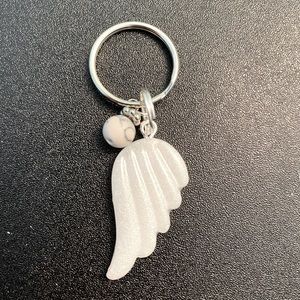 Angel wing key chain